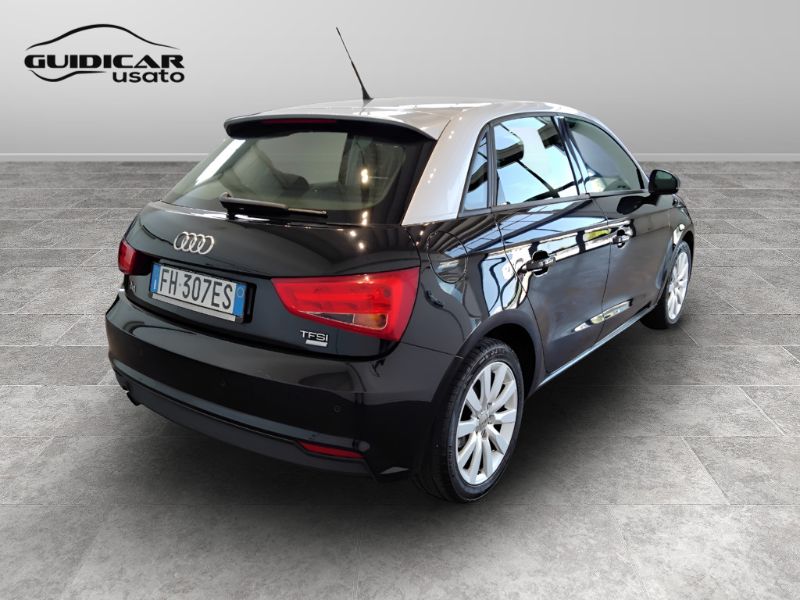 GuidiCar - AUDI A1 I 2015 Sportback 2016 A1 Sportback 1.0 tfsi ultra Metal Plus 95cv Usato