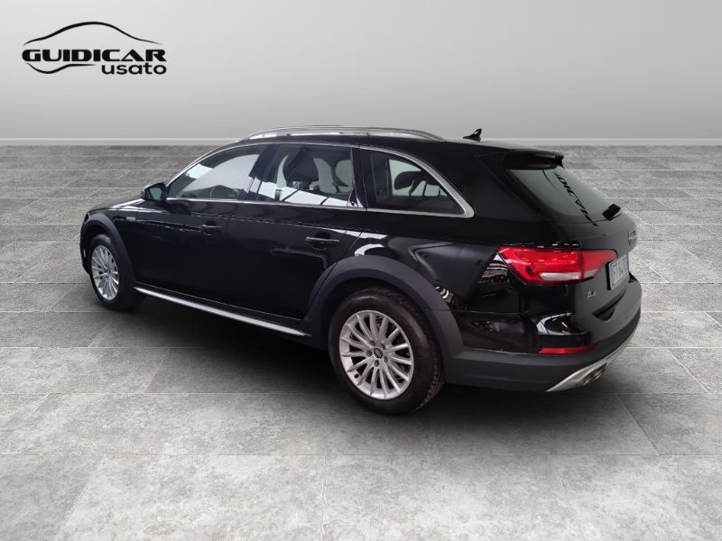 GuidiCar - AUDI A4 V 2016 Allroad Quattro 2017 A4 Allroad 2.0 tdi Business 190cv Usato