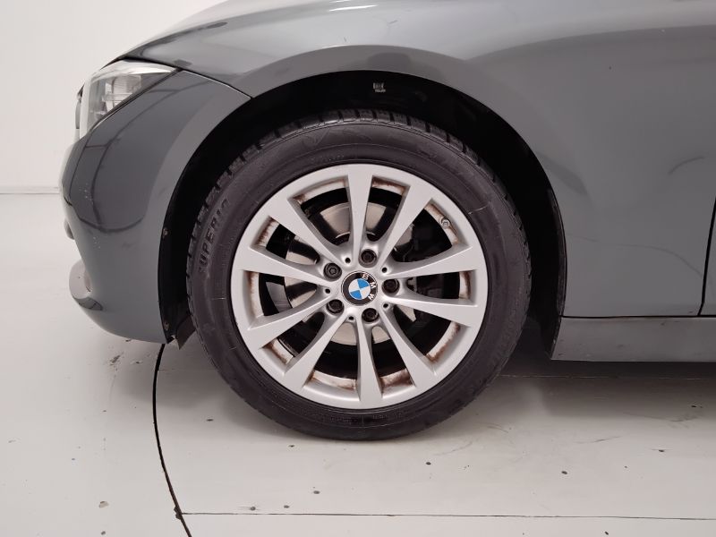 GuidiCar - BMW Serie 3 F31 2015 Touring 2015 320d Touring Business Advantage auto Usato