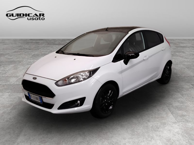 GuidiCar - FORD Fiesta 2016 Fiesta 1.5 tdci Black&White 75cv 5p E6 Usato