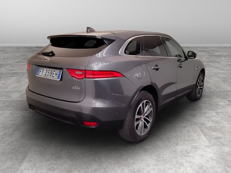 GuidiCar - JAGUAR F-Pace 2015 2019 F-Pace 2.0d i4 R-Sport awd 180cv auto my19 Usato