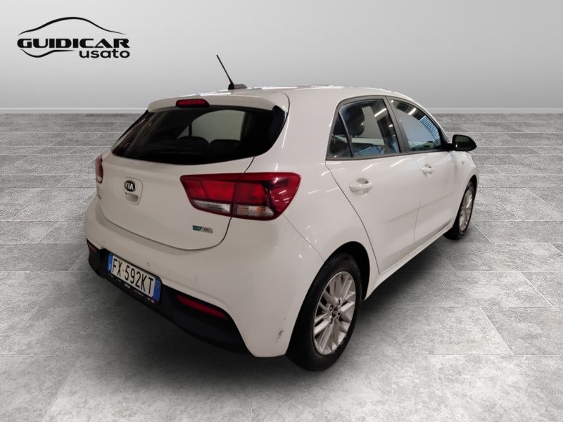 GuidiCar - KIA Rio 2019 Rio 1.2 Evolution Gpl 82cv Usato