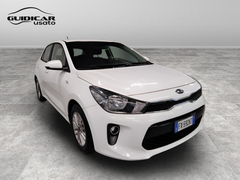 GuidiCar - KIA Rio 2019 Rio 1.2 Evolution Gpl 82cv Usato