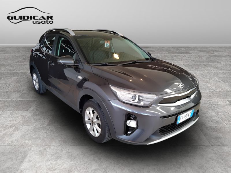 GuidiCar - KIA Stonic 2019 Stonic - Stonic 1.4 MPI EcoGPL Style Usato