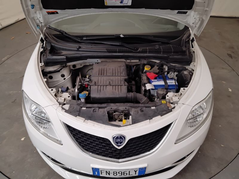 GuidiCar - LANCIA Ypsilon 2018 Ypsilon 1.2 Gold 69cv my16 Usato