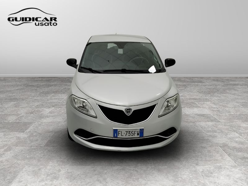 GuidiCar - LANCIA Ypsilon III 2015 2017 Ypsilon 1.2 Gold ecochic Gpl 69cv my16 Usato