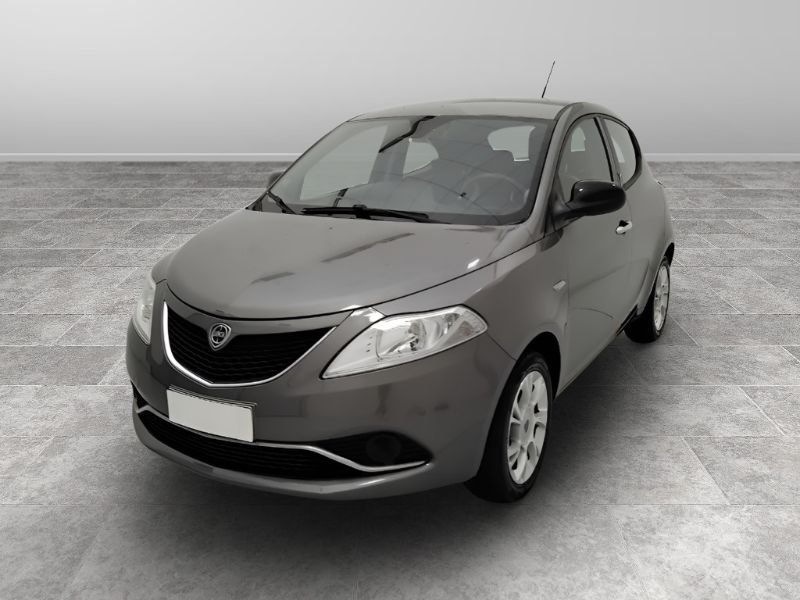 GuidiCar - LANCIA Ypsilon III 2015 2016 Ypsilon 1.3 mjt Gold s&s 95cv Usato