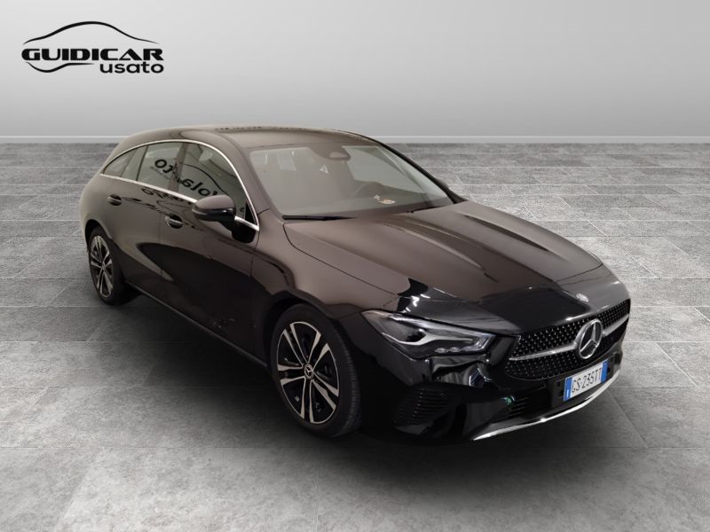 GuidiCar - Mercedes CLA 2024 CLA Shooting Brake 180 d Progressive Advanced auto Usato
