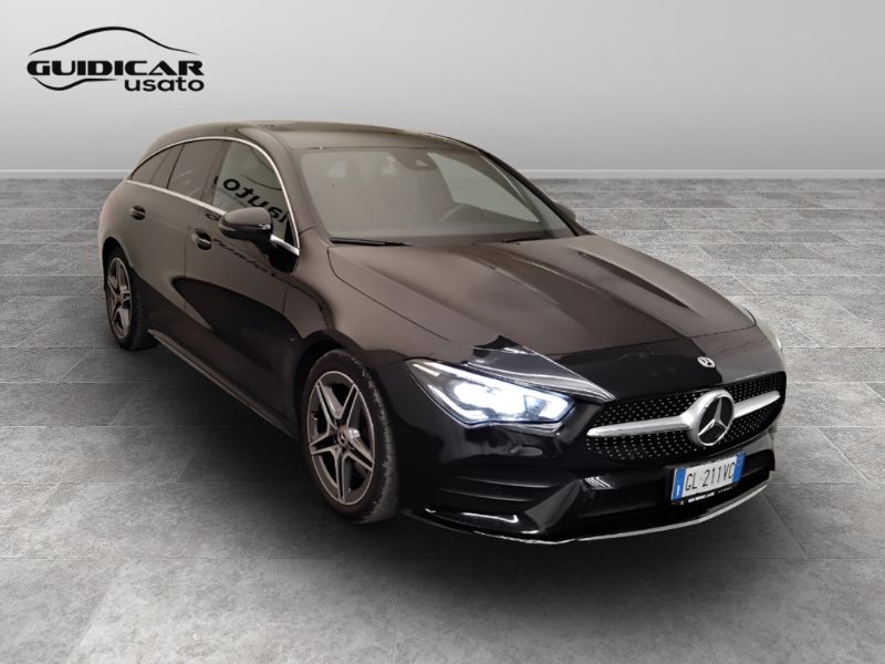 GuidiCar - Mercedes CLA 2023 CLA Shooting Brake 200 d Premium 4matic auto Usato