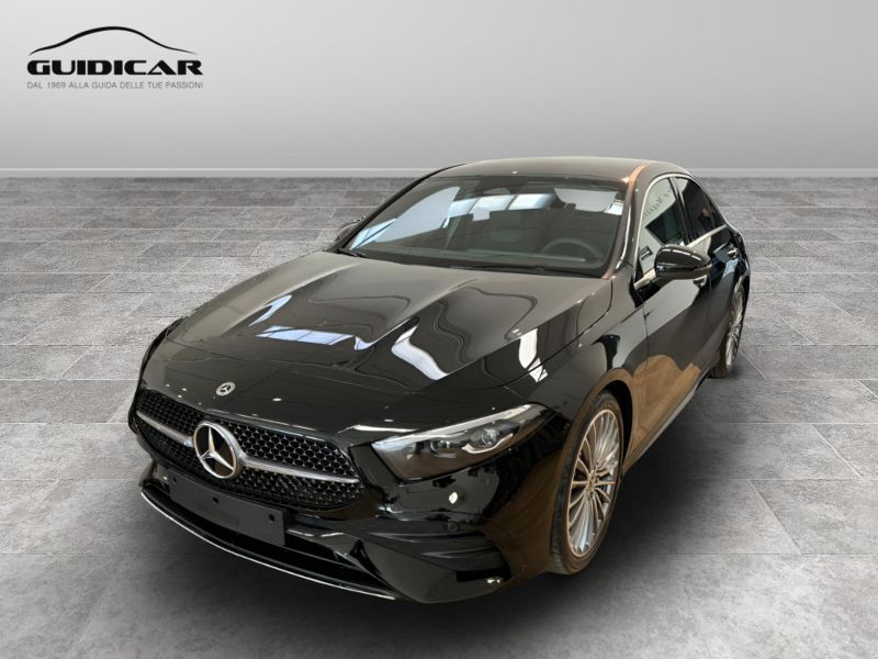 GuidiCar - MERCEDES BENZ CLASSE A SEDAN 1 A 180 d AMG Line ADVANCED PLUS Nuovo