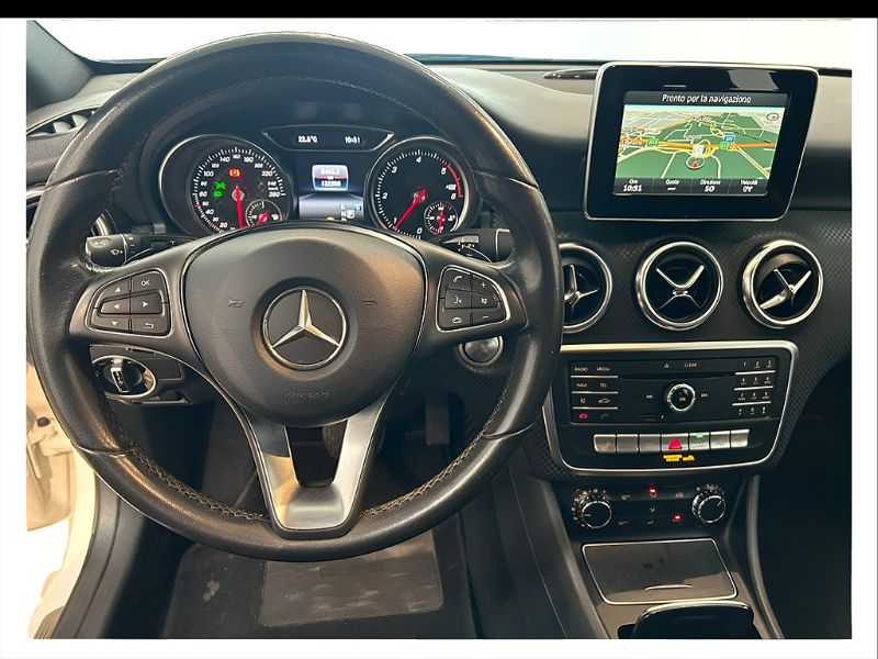 GuidiCar - Mercedes Classe A - W176 2017 A 180 d Sport auto my16 Usato