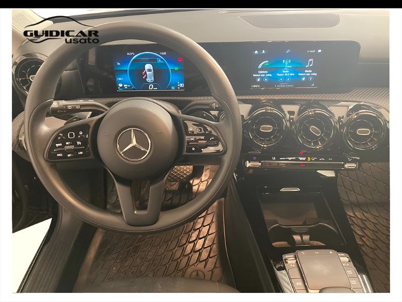 GuidiCar - Mercedes Classe A - W177 2018 2020 A 180 d Executive auto Usato