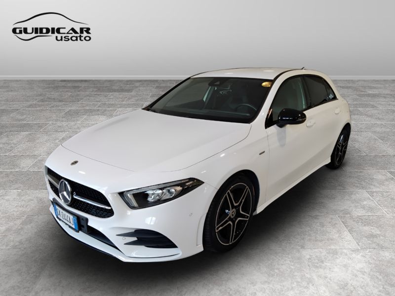 GuidiCar - Mercedes Classe a 2022 A 180 d Premium auto Usato