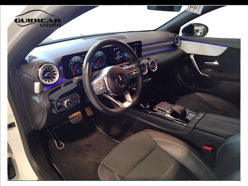 GuidiCar - Mercedes Classe a 2022 A 180 d Premium auto Usato