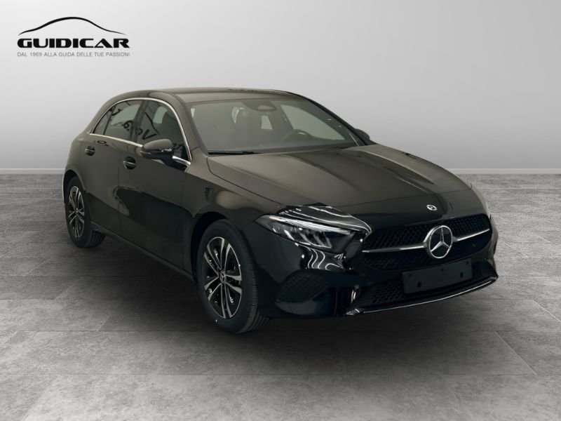 GuidiCar - MERCEDES BENZ Classe a 1 A 180 Sport auto Nuovo