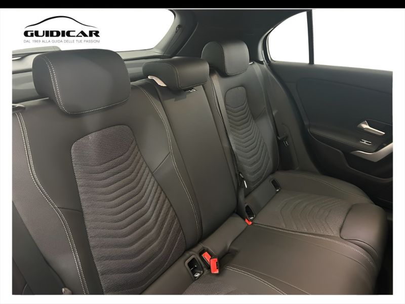 GuidiCar - MERCEDES BENZ Classe a 1 A 180 Sport auto Nuovo