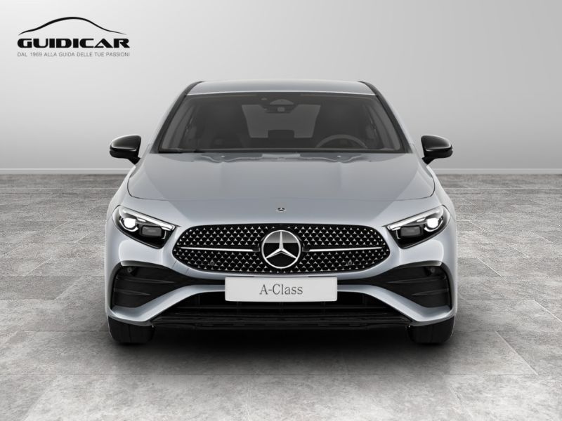 GuidiCar - MERCEDES BENZ Classe a 1 A 180 Sport auto Nuovo