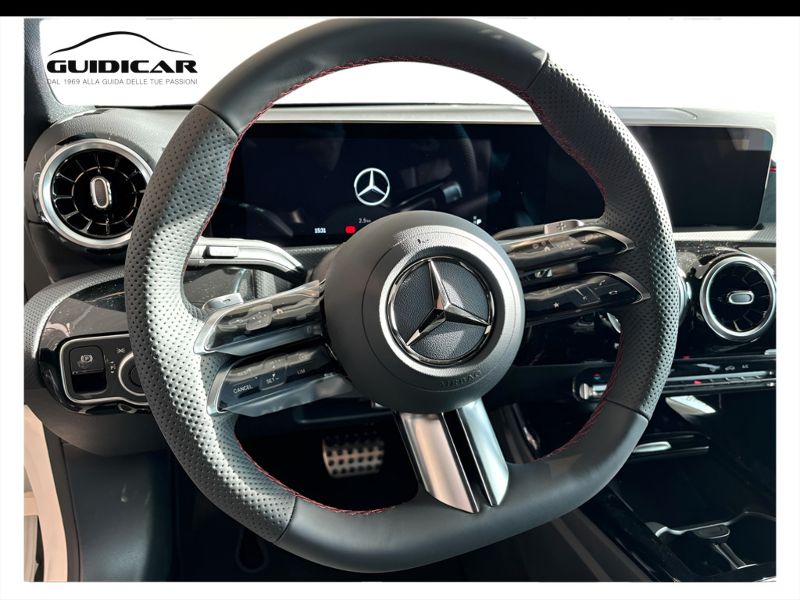 GuidiCar - MERCEDES BENZ Classe a 1 A 180 d Automatic AMG Line ADVANCED Nuovo