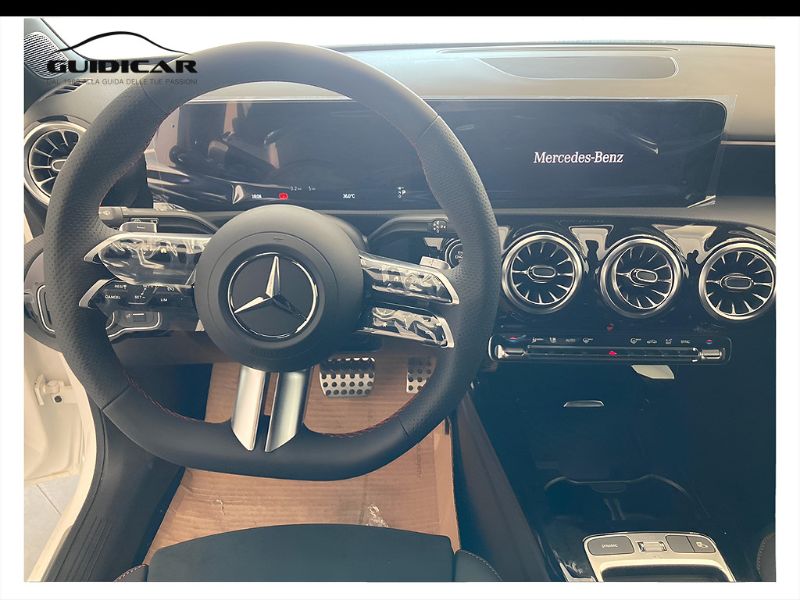 GuidiCar - MERCEDES BENZ CLASSE A 1 A 180 d Automatic Nuovo