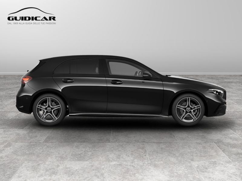 GuidiCar - MERCEDES BENZ Classe a 1 A 180 d Automatic AMG Line ADVANCED Nuovo