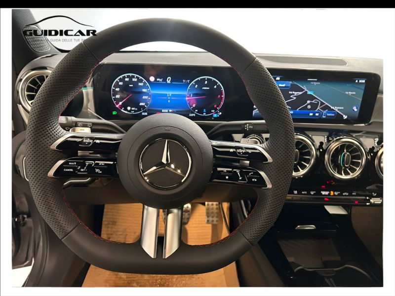 GuidiCar - MERCEDES BENZ Classe a 1 A 180 d Automatic Nuovo