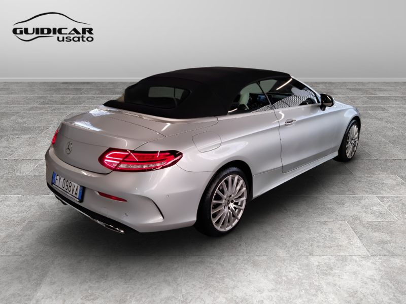 GuidiCar - Mercedes Classe C-A205 2018 Cabrio 2019 C Cabrio 220 d Premium 4matic auto Usato