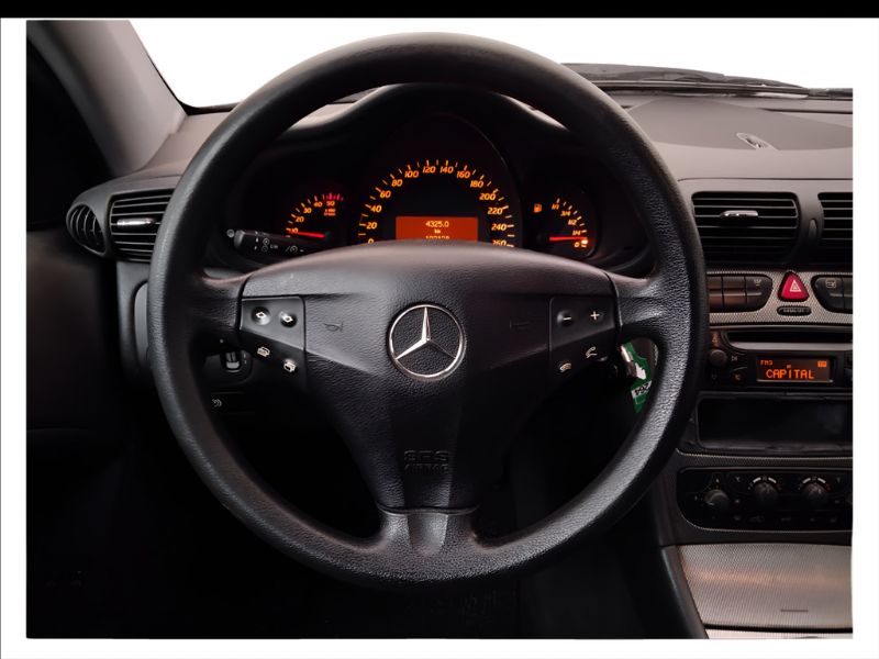 GuidiCar - Mercedes Classe C Sportcoupe 2002 C SportCoupe 220 cdi Usato