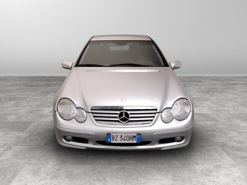 GuidiCar - Mercedes Classe C Sportcoupe 2002 C SportCoupe 220 cdi Usato