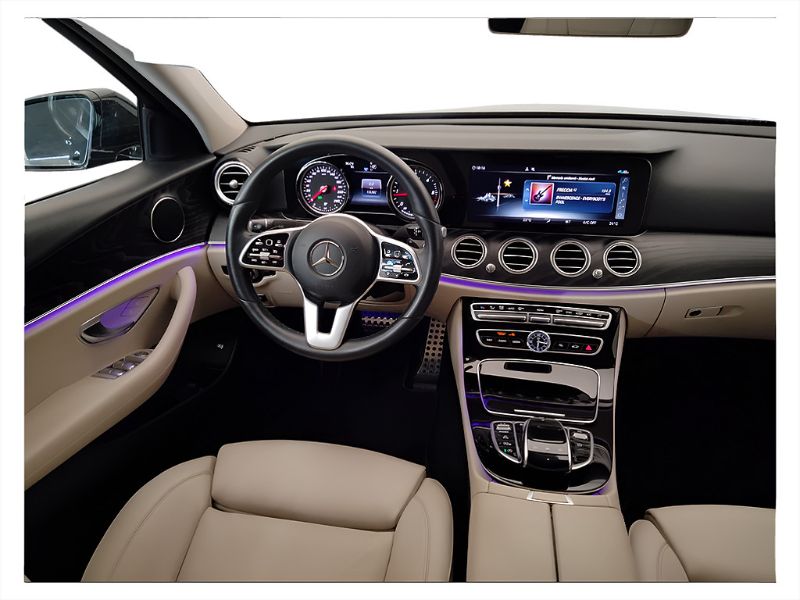 GuidiCar - Mercedes Classe E - W213 Berlina 2019 E 220 d Sport 4matic auto Usato