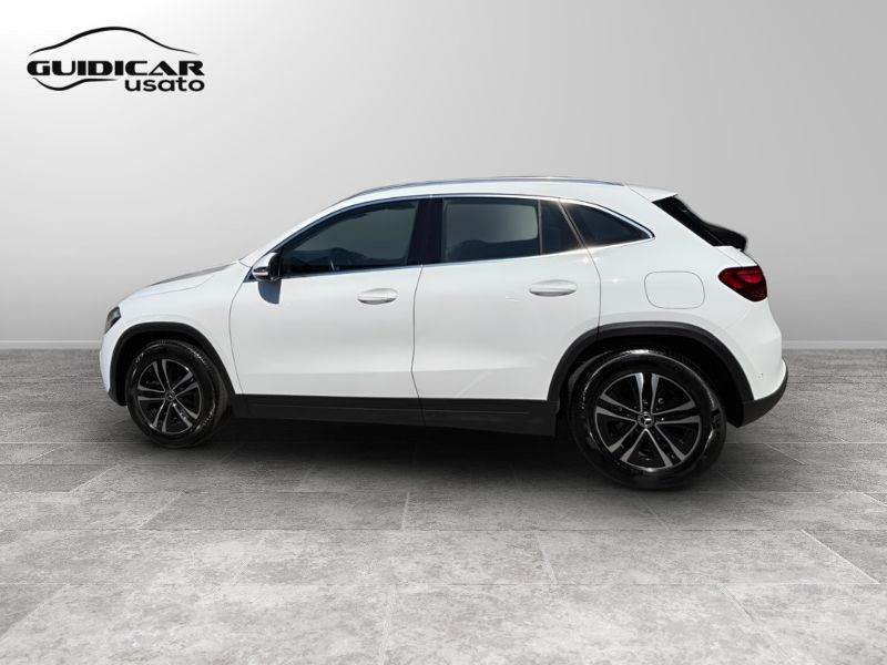 GuidiCar - Mercedes GLA 2024 GLA 180 d Advanced auto Usato