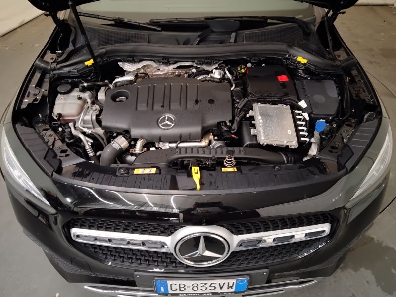 GuidiCar - Mercedes GLA 2020 GLA 180 d Premium auto Usato