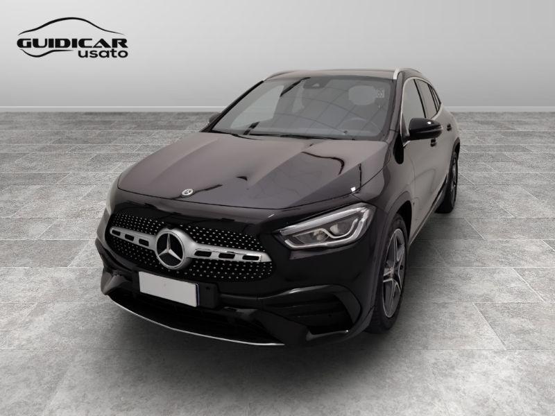 GuidiCar - Mercedes GLA 2022 GLA 180 d Premium auto Usato