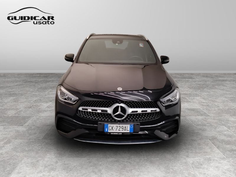 GuidiCar - Mercedes GLA 2022 GLA 180 d Premium auto Usato