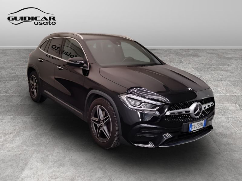 GuidiCar - Mercedes GLA 2022 GLA 180 d Premium auto Usato