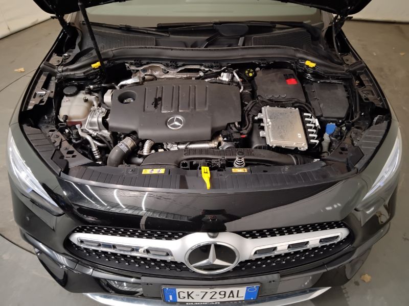 GuidiCar - Mercedes GLA 2022 GLA 180 d Premium auto Usato