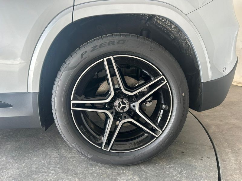 GuidiCar - MERCEDES BENZ NUOVA GLA 1 GLA 180  d Automatic Nuovo