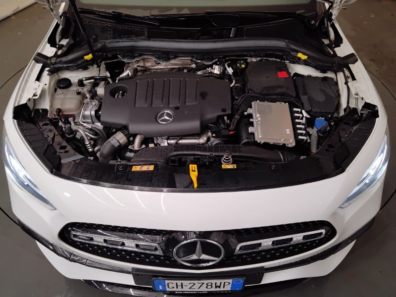 GuidiCar - Mercedes GLA 2022 GLA 200 d Premium auto Usato