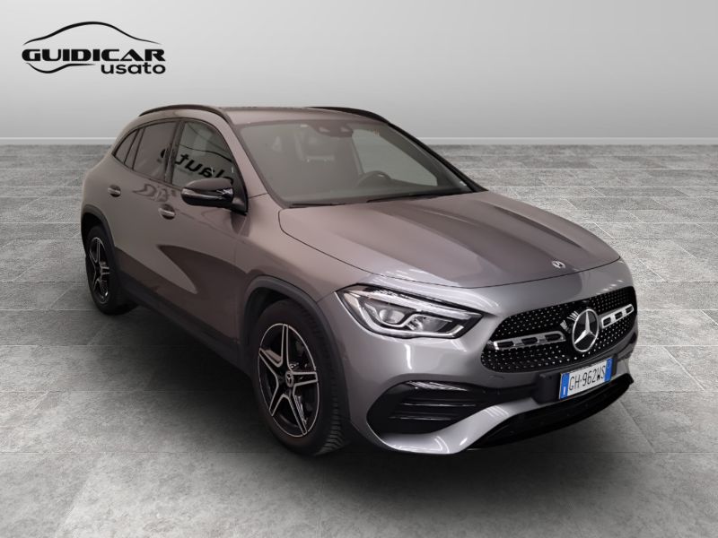 GuidiCar - Mercedes GLA 2022 GLA 200 d Premium auto Usato