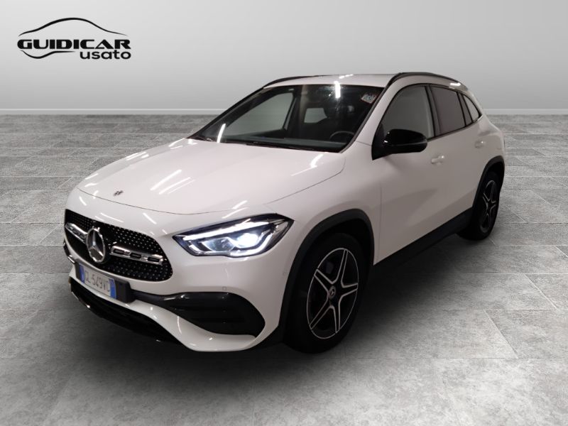 GuidiCar - Mercedes GLA 2023 GLA 200 d Premium auto Usato