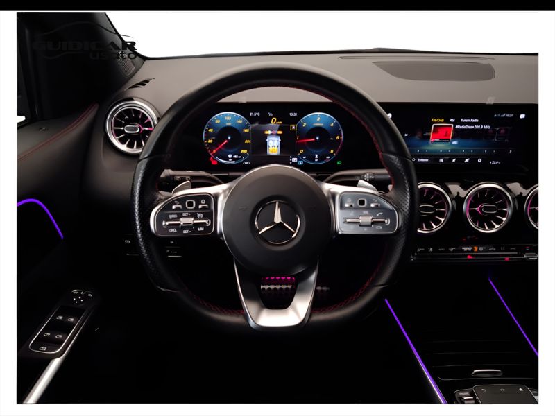 GuidiCar - Mercedes GLA 2022 GLA 220 d Premium 4matic auto Usato