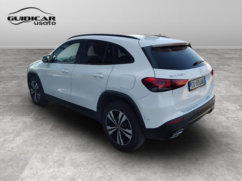 GuidiCar - Mercedes GLA 2022 GLA 250 e plug-in hybrid(e eq-power) Sport Plus auto Usato