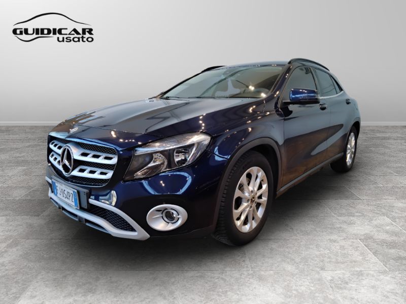 GuidiCar - Mercedes GLA 2017 GLA 180 d Business auto Usato