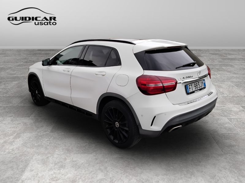 GuidiCar - Mercedes GLA 2018 GLA 200 d Night Edition auto Usato