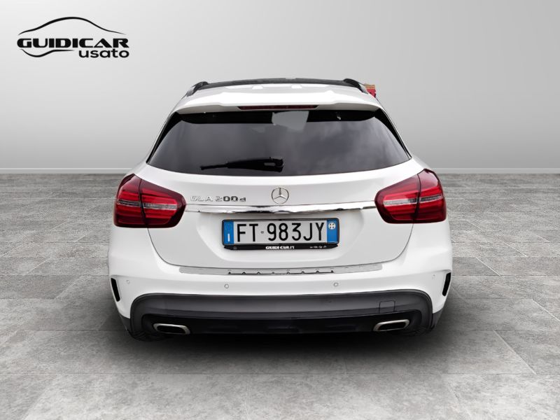 GuidiCar - Mercedes GLA 2018 GLA 200 d Night Edition auto Usato