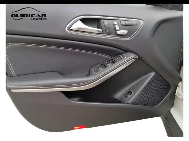GuidiCar - Mercedes GLA 2018 GLA 200 d Night Edition auto Usato