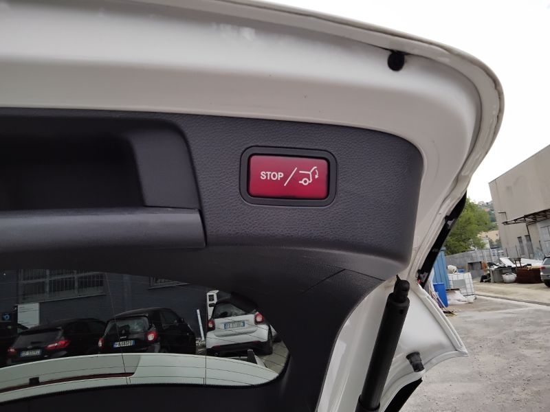 GuidiCar - Mercedes GLA 2018 GLA 200 d Night Edition auto Usato