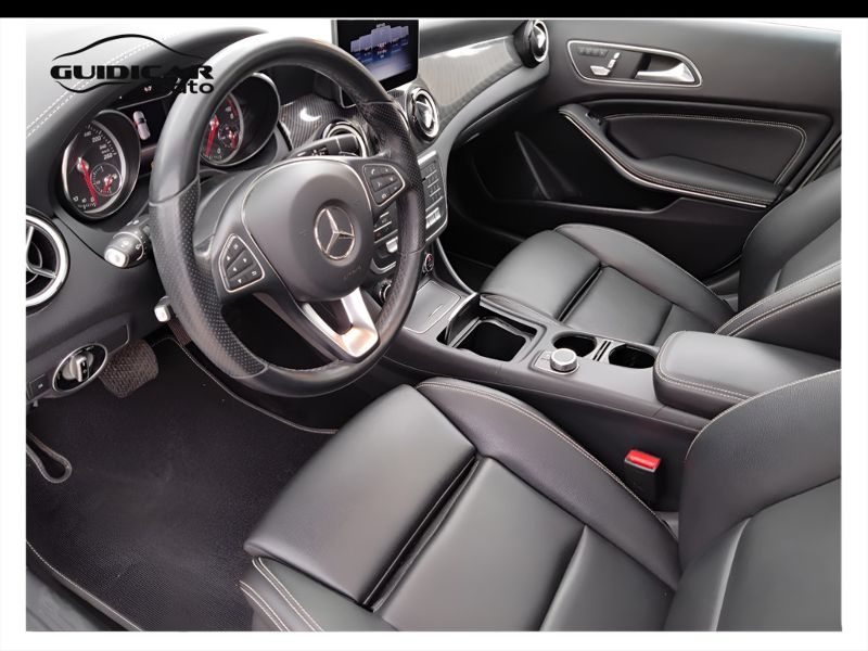 GuidiCar - Mercedes GLA 2018 GLA 200 d Night Edition auto Usato