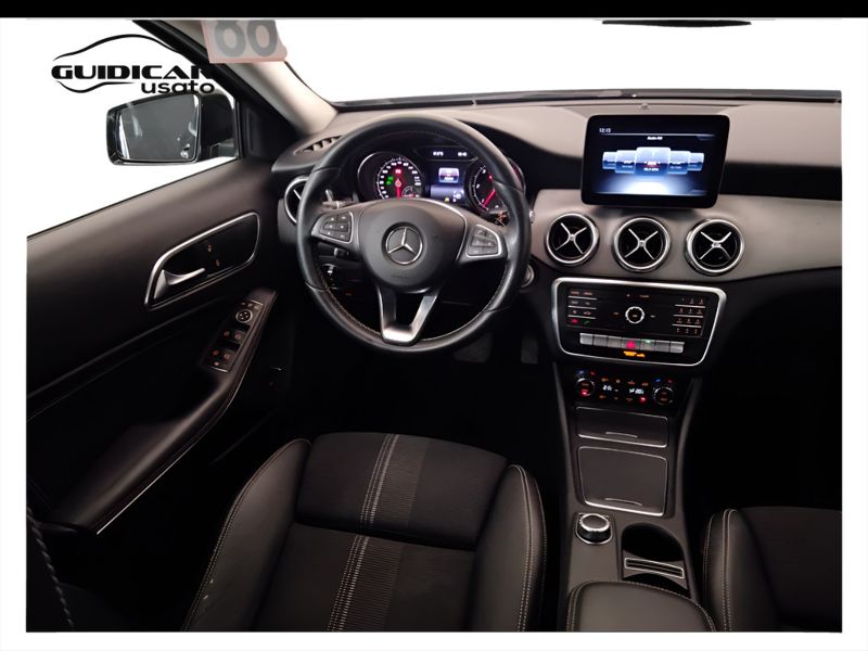 GuidiCar - Mercedes GLA 2018 GLA 200 d Sport auto Usato