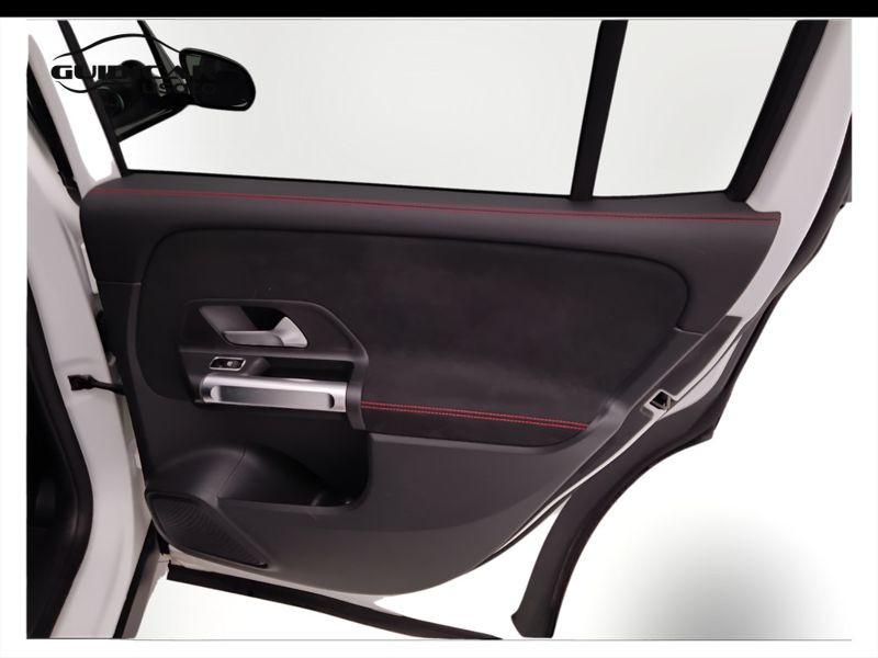 GuidiCar - Mercedes GLB 2022 GLB 200 d Premium auto Usato