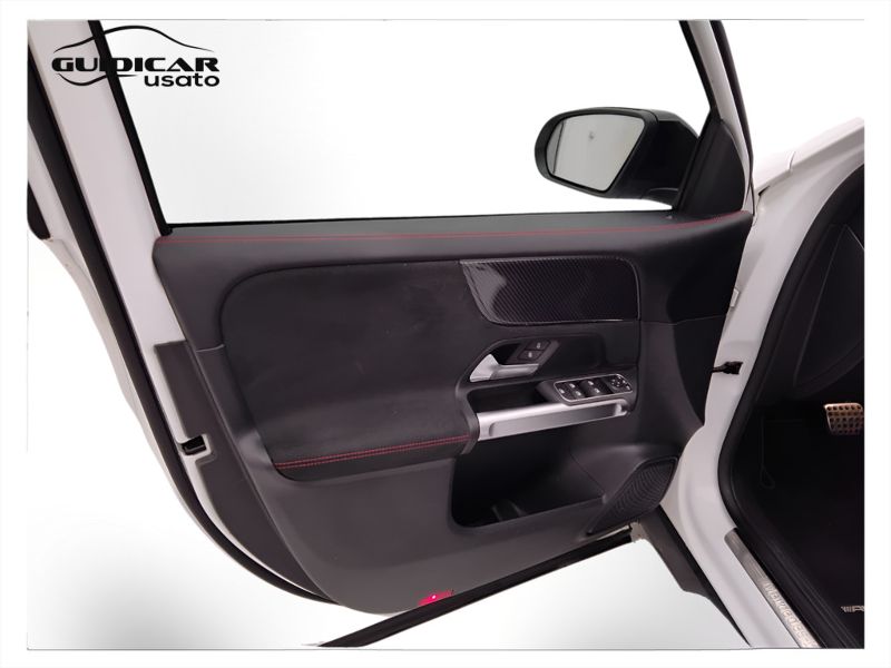 GuidiCar - Mercedes GLB 2022 GLB 200 d Premium auto Usato